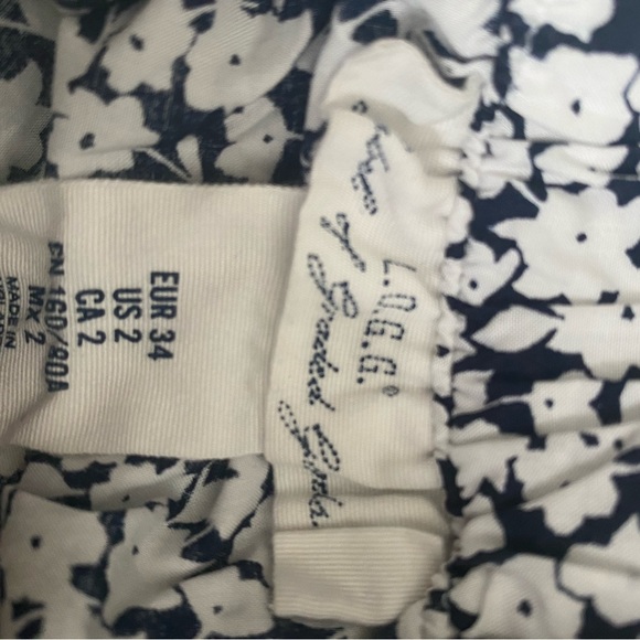 Top - Picture 2 of 2